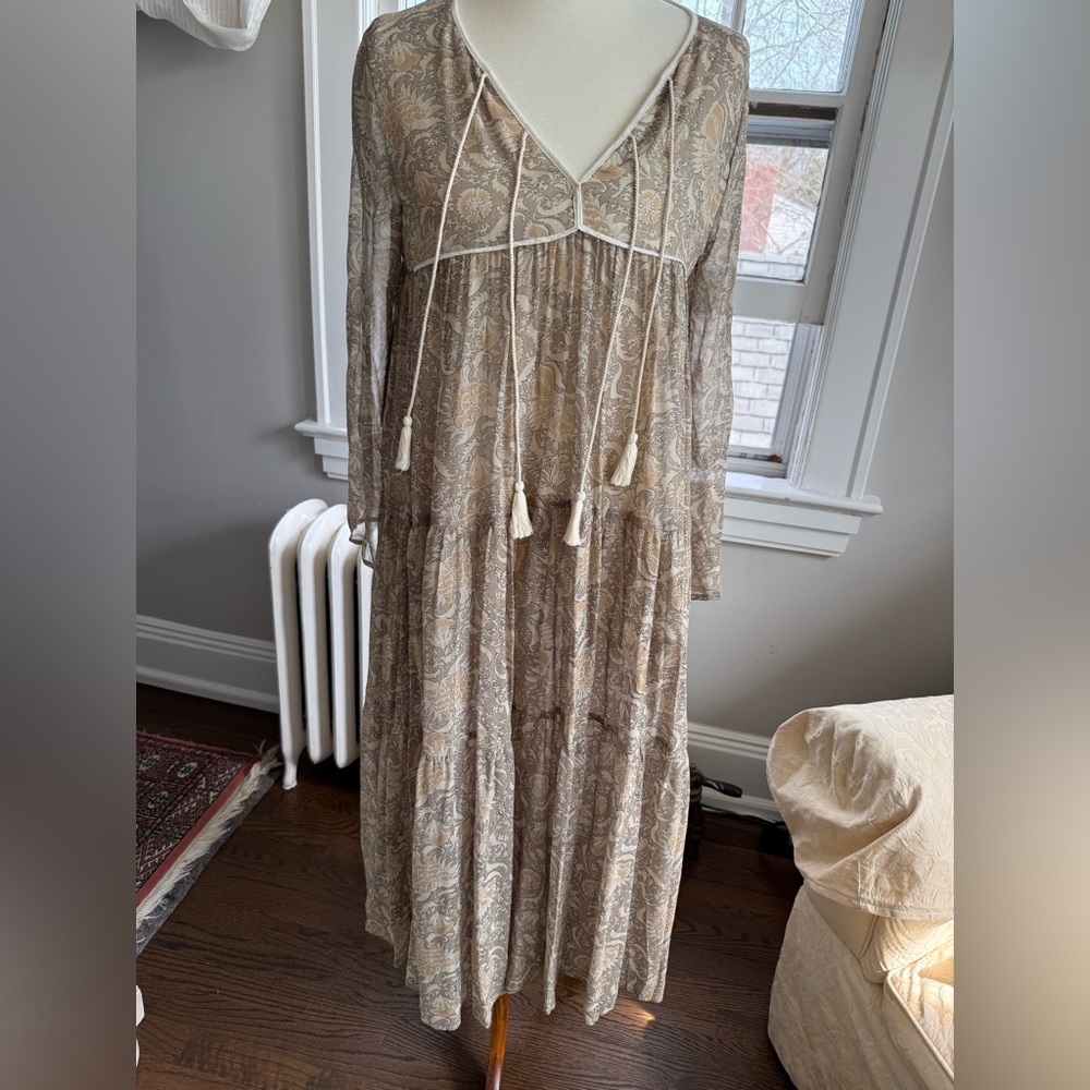 CHRISTY DAWN Tassel Tie Long Sleeve Maxi Dress in Beige Paisley XS/S